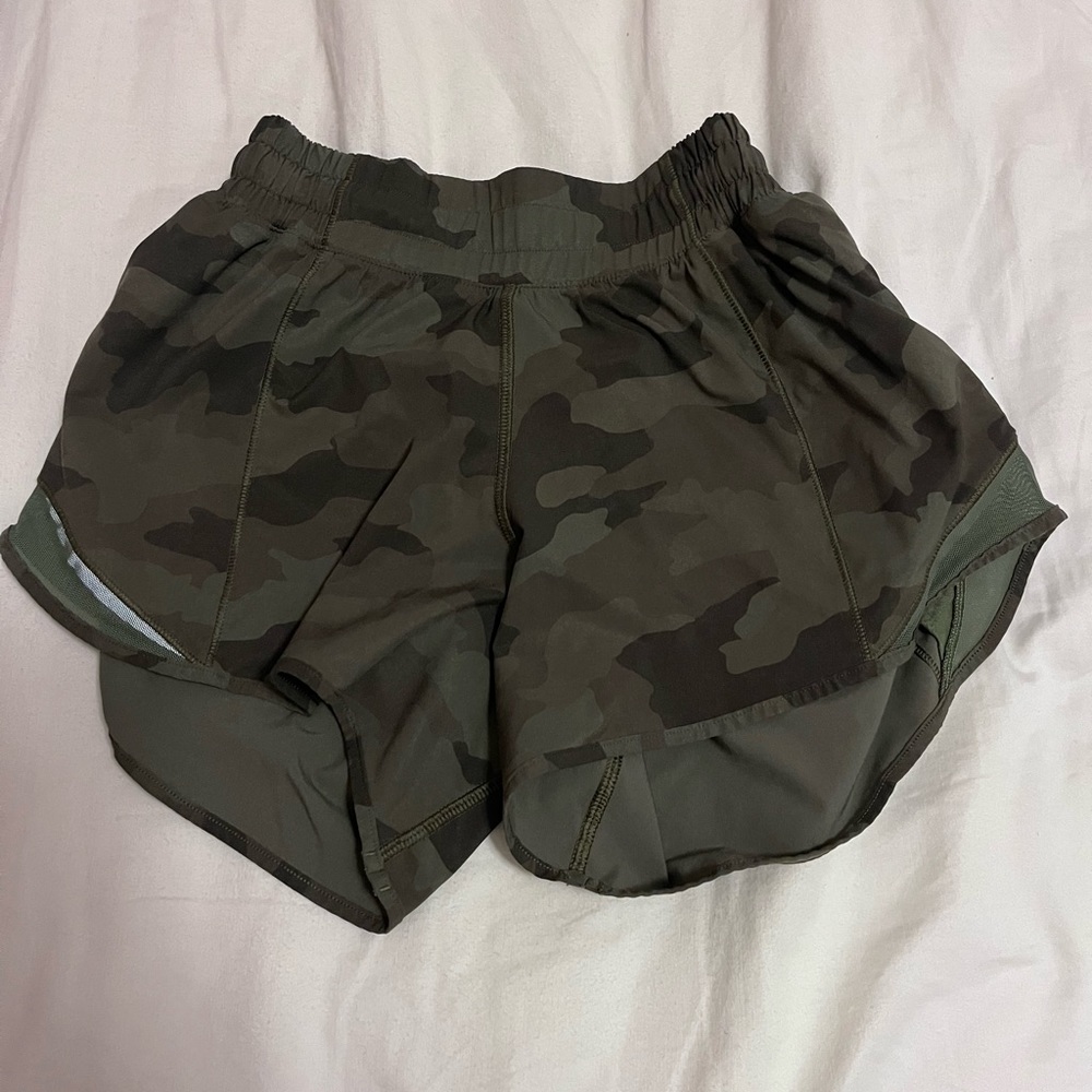 Lululemon hotty hot shorts